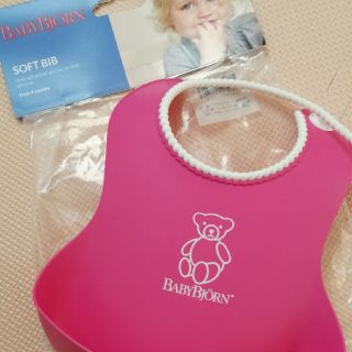 ベビービョルン(BABYBJORN)のベビービョルン　食事エプロン(お食事エプロン)