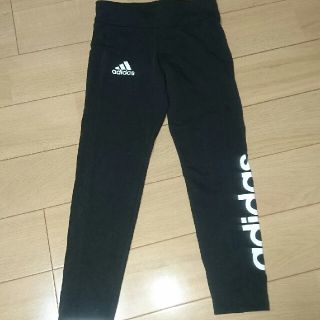 アディダス(adidas)のレギンス(パンツ/スパッツ)