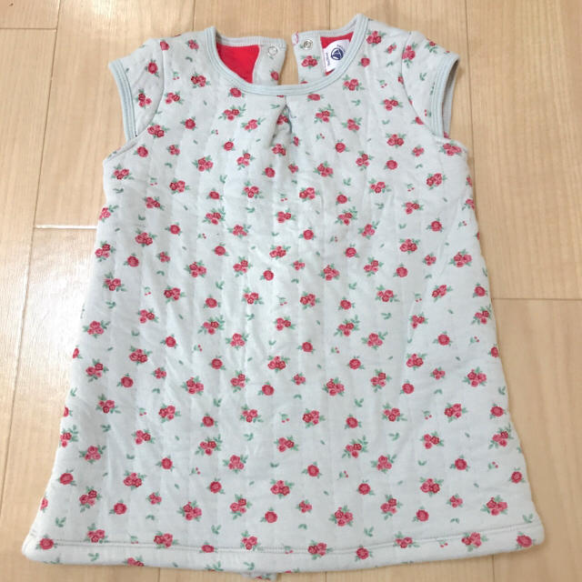 PETIT BATEAU(プチバトー)の【専用】プチバトー PETIT BATEAU 花柄ワンピース キッズ/ベビー/マタニティのベビー服(~85cm)(ワンピース)の商品写真