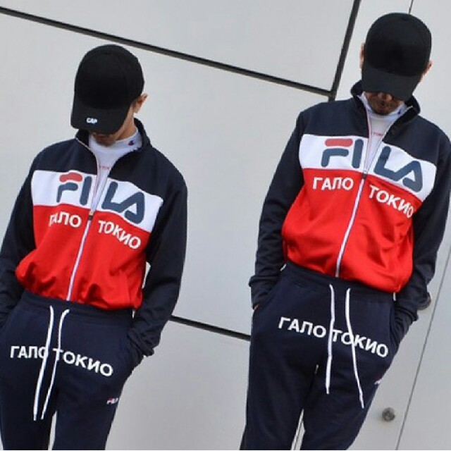 FILA(フィラ)の新品 HALO TOKYO × FILA ロゴプリント フルジップ ジャージ メンズのトップス(ジャージ)の商品写真