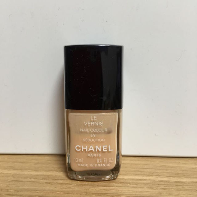 CHANEL(シャネル)のCHANEL ヴェルニ 101 コスメ/美容のネイル(その他)の商品写真