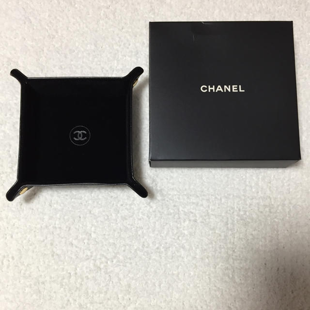 CHANEL(シャネル)のCHANEL ノベルティ ジュエリートレー インテリア/住まい/日用品のインテリア小物(小物入れ)の商品写真