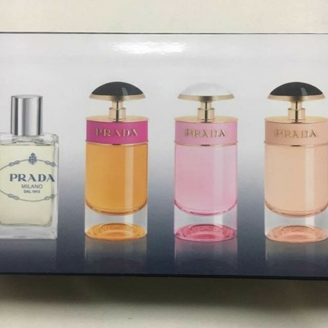 PRADA(プラダ)のPRADA ミニチュアコレクション 

 コスメ/美容の香水(香水(女性用))の商品写真