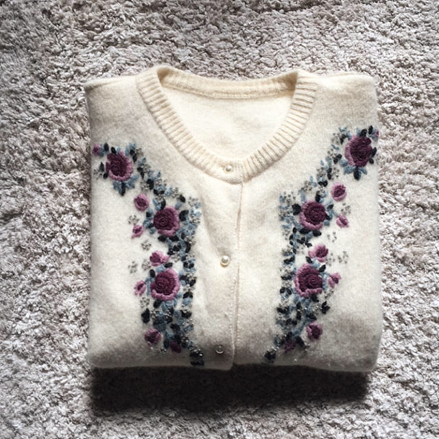 Lochie(ロキエ)のvintage flower cardigan レディースのトップス(カーディガン)の商品写真