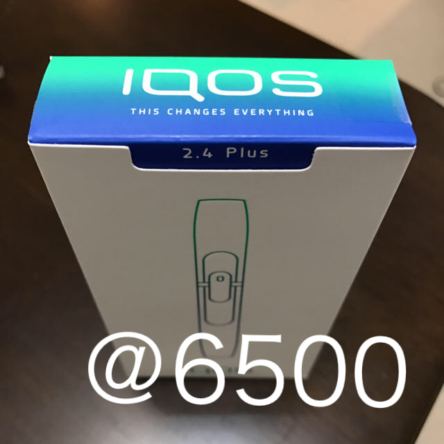 IQOS(アイコス)の新品 未開封 新型 アイコス 2.4 plus ホルダー ホワイト メンズのファッション小物(タバコグッズ)の商品写真