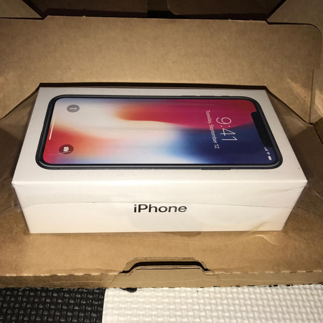 iPhone(アイフォーン)のApple Store iPhone X 256 スペースグレイ SIMフリー  スマホ/家電/カメラのスマートフォン/携帯電話(スマートフォン本体)の商品写真