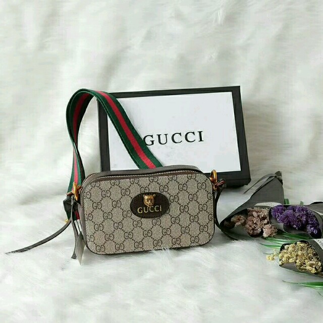 GUCCI  ショルダーバッ メンズのバッグ(ショルダーバッグ)の商品写真