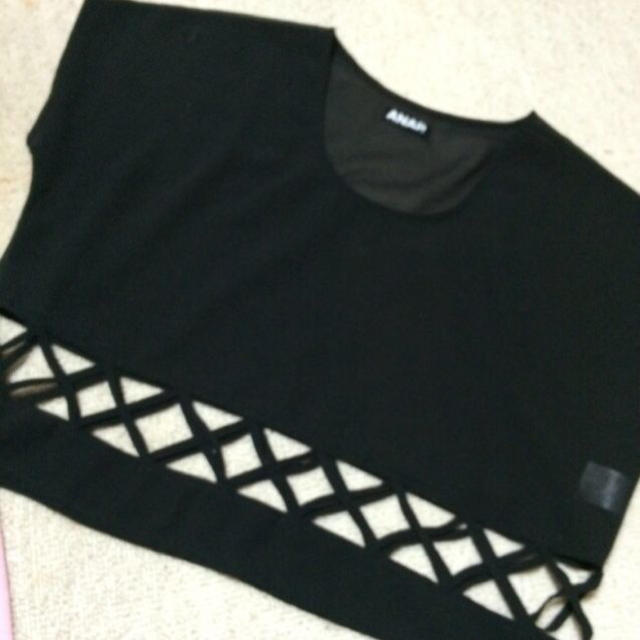 ANAP(アナップ)のカットデザイン TOPS レディースのトップス(Tシャツ(半袖/袖なし))の商品写真