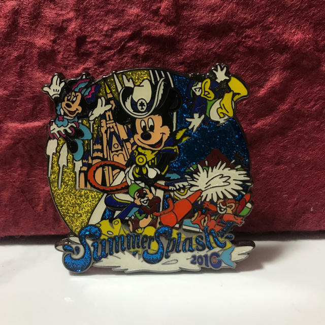 Disney(ディズニー)の【レア】スプラッシュマウンテン ピンバッチ エンタメ/ホビーのアニメグッズ(バッジ/ピンバッジ)の商品写真