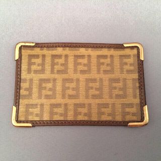 フェンディ(FENDI)の【未使用】フェンディ名刺入れ(名刺入れ/定期入れ)