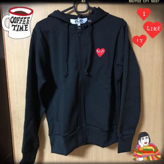 コムデギャルソン(COMME des GARCONS)のPLAYコムデギャルソン未着用新品パーカtogasacaicaphアンダーカバー(Tシャツ(半袖/袖なし))