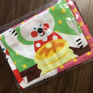 親子おそろいエプロン クマさん ピンク グリーン ホットケーキ(日用品/生活雑貨)