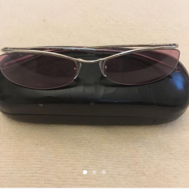 Gucci(グッチ)のGucci サングラス パープルレンズ メンズのファッション小物(サングラス/メガネ)の商品写真