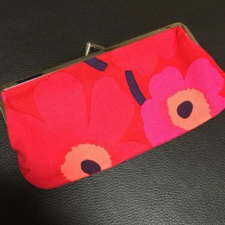 マリメッコ(marimekko)のマリメッコ ポーチ ウニッコ レッド ピンク(ポーチ)