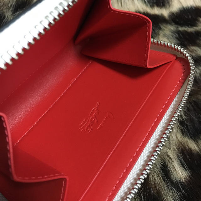 国内外の人気集結! 【正規品】クリスチャン・ルブタン 財布 - 長財布