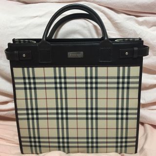 バーバリー(BURBERRY)の【美品】BURBERRY チェック トートバッグ【送料無料】(トートバッグ)