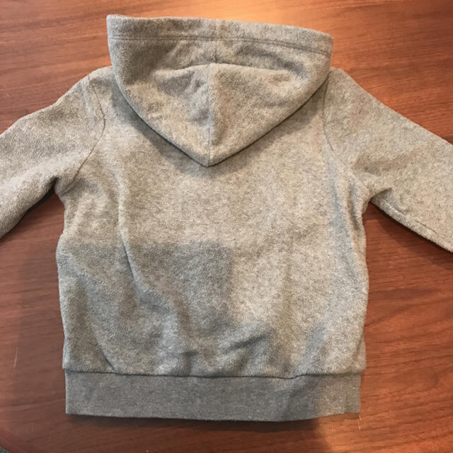 PETIT BATEAU(プチバトー)のプチバトーフリースパーカー キッズ/ベビー/マタニティのキッズ服男の子用(90cm~)(ジャケット/上着)の商品写真