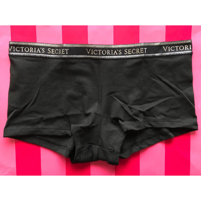 Victoria's Secret(ヴィクトリアズシークレット)の新品Victoria'ssecretロゴボーイショーツ黒 M レディースの下着/アンダーウェア(ショーツ)の商品写真