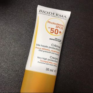 ビオデルマ(BIODERMA)の【ビオデルマ】フォトデルム UV スポット 50+(日焼け止め/サンオイル)