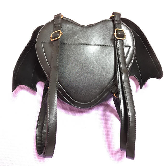 HELLCATPUNKS(ヘルキャットパンクス)のデビル羽付きBAG レディースのバッグ(リュック/バックパック)の商品写真