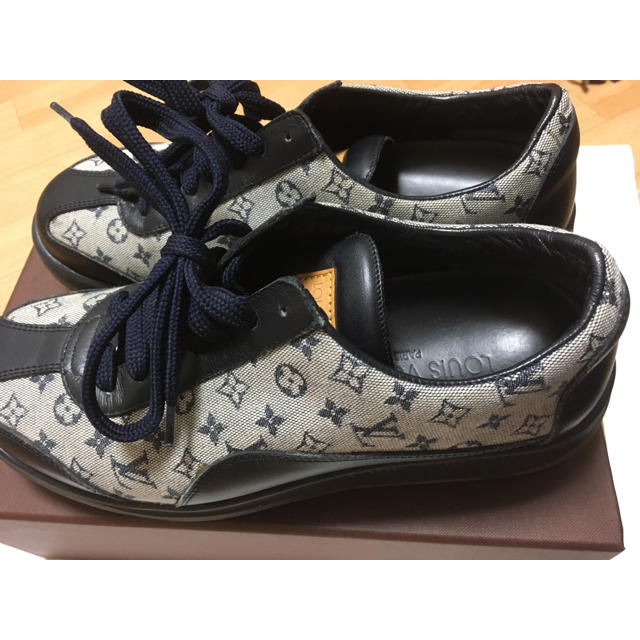 LOUIS VUITTON(ルイヴィトン)のルイヴィトン★モノグラムミニ スニーカー ネイビー 24cm レディースの靴/シューズ(スニーカー)の商品写真