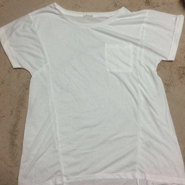 GU(ジーユー)のTシャツ レディースのトップス(Tシャツ(半袖/袖なし))の商品写真