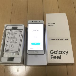 サムスン(SAMSUNG)の新品未使用 docomo Galaxy Feel SC-04J ホワイト ドコモ(スマートフォン本体)