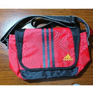 アディダス(adidas)のアディダス ショルダーバッグ(ショルダーバッグ)