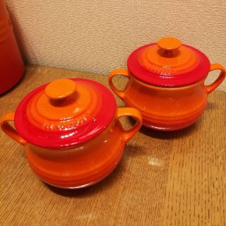 ルクルーゼ(LE CREUSET)の【美品】ル・クルーゼ　スープボール　オレンジ(食器)