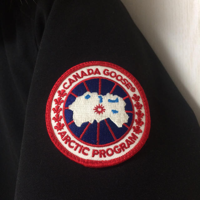 CANADA GOOSE(カナダグース)のマーク様専用CANADA GOOSE JASPER  Sサイズ メンズのジャケット/アウター(ダウンジャケット)の商品写真