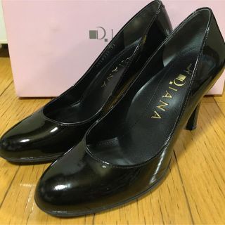 DIANA - 【美品】ダイアナ エナメルパンプス 黒 22cmの通販 by