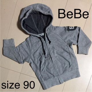 ベベ(BeBe)のBeBe グレーパーカーsize90★送料無料(ジャケット/上着)