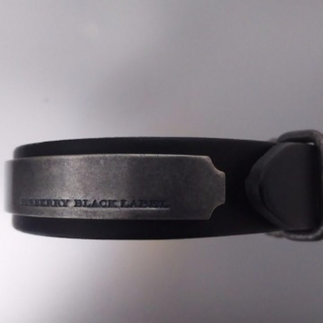 BURBERRY BLACK LABEL(バーバリーブラックレーベル)の【レア】【バーバリーブラックレーベル】 ブレスレット 黒 箱付き メンズのアクセサリー(その他)の商品写真