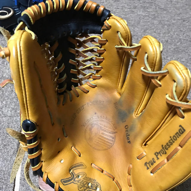 スラッガー 内野手用 グローブ 鳥谷モデル 軟式 スラッガー 内野手用 グローブ 鳥谷モデル 軟式