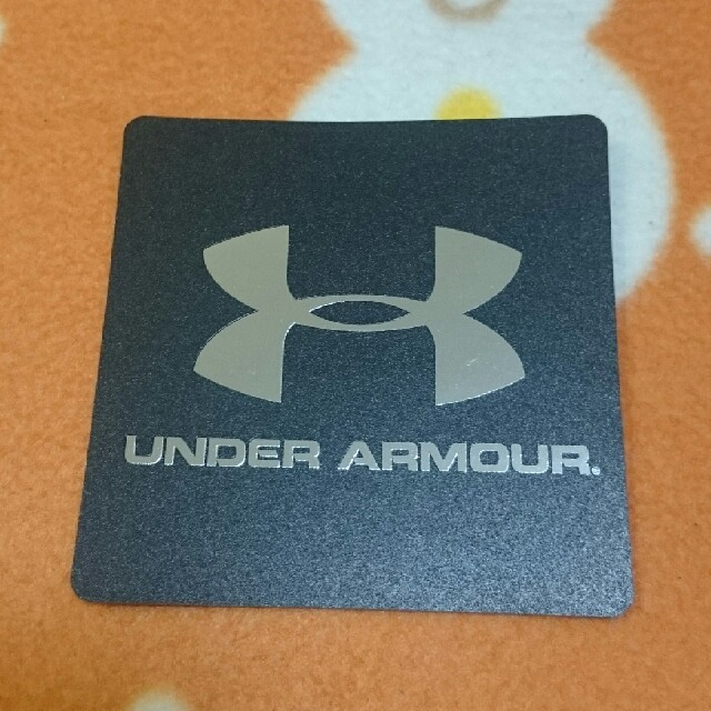 UNDER ARMOUR(アンダーアーマー)の値下げ‼アンダーアーマー☆ステッカー スポーツ/アウトドアのスポーツ/アウトドア その他(その他)の商品写真