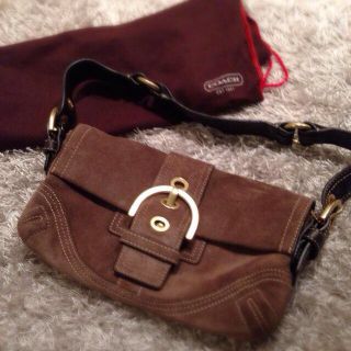 コーチ(COACH)のコーチ スエードショルダーバッグ(ショルダーバッグ)