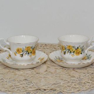 ロイヤルアルバート(ROYAL ALBERT)の【未使用品】金運を招くROYAL　ALBERTイエローばらカップ＆ソーサー２客(グラス/カップ)