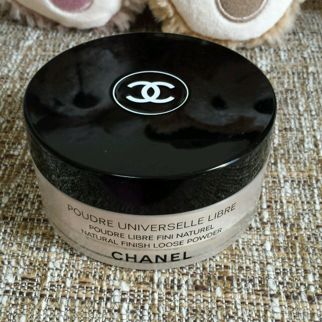 CHANEL(シャネル)のCHANEL　フェイスパウダー　20クレール コスメ/美容のベースメイク/化粧品(フェイスパウダー)の商品写真