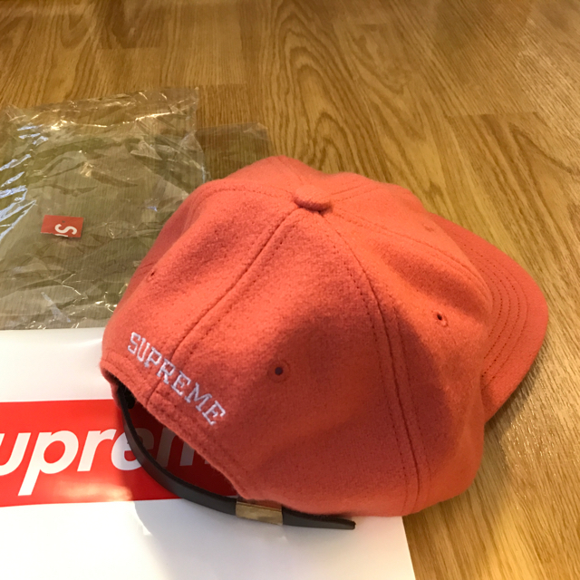 Supreme(シュプリーム)のsupreme Wool S Logo 6 Panel dark pink 新品 メンズの帽子(キャップ)の商品写真