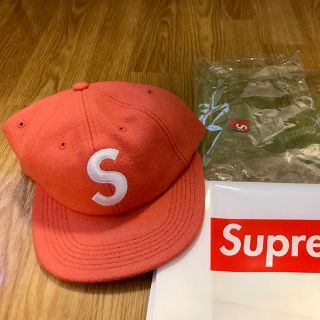 シュプリーム(Supreme)のsupreme Wool S Logo 6 Panel dark pink 新品(キャップ)