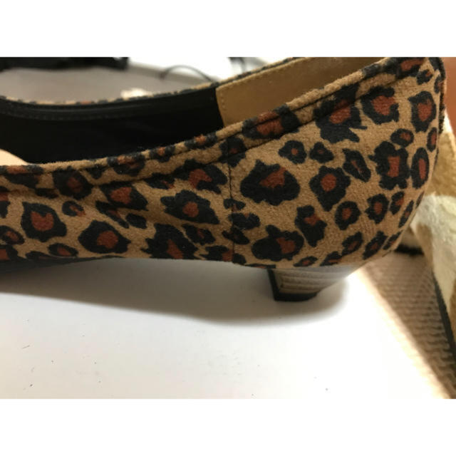 リボン付きパンプス 豹柄 22.5センチ レディースの靴/シューズ(ハイヒール/パンプス)の商品写真