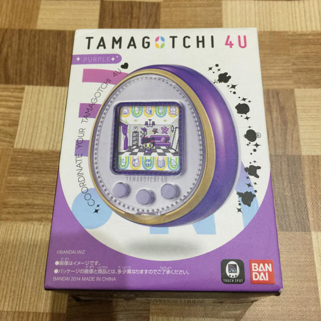 BANDAI(バンダイ)の【送料無料】TAMAGOTCHI 4U PURPLE たまごっち 4U パープル エンタメ/ホビーのゲームソフト/ゲーム機本体(携帯用ゲーム機本体)の商品写真