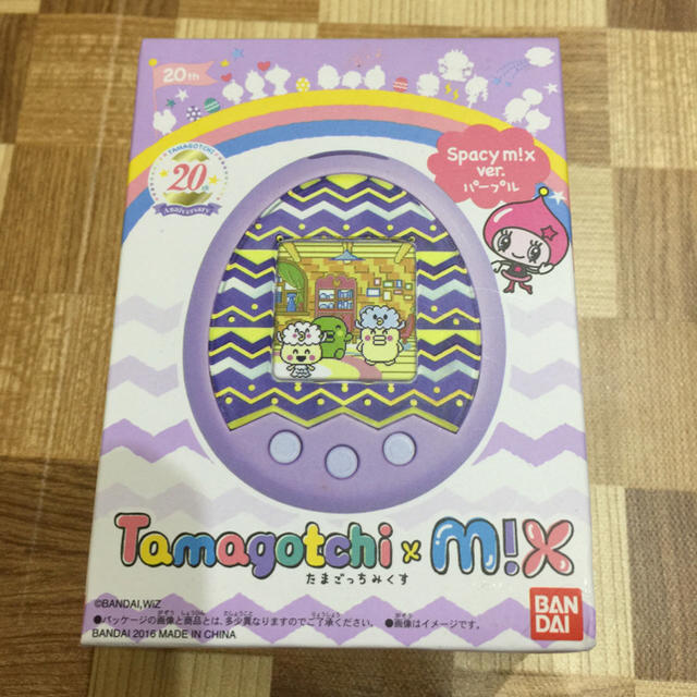 BANDAI(バンダイ)の【送料無料】Tamagotchi mix (たまごっちみくす) パープル エンタメ/ホビーのゲームソフト/ゲーム機本体(携帯用ゲーム機本体)の商品写真