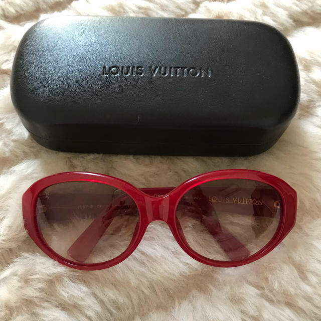 LOUIS VUITTON(ルイヴィトン)のルイヴィトン✳︎ラウンドサングラス レディースのファッション小物(サングラス/メガネ)の商品写真