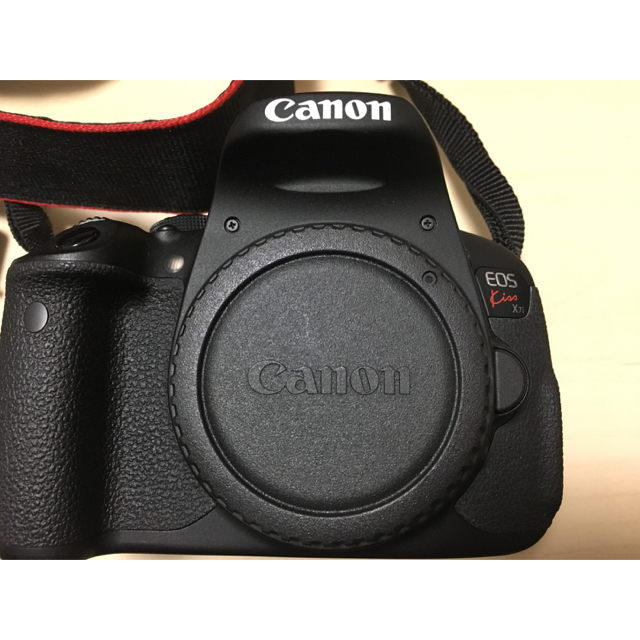 Canon(キヤノン)のCanon EOS kiss x7i スマホ/家電/カメラのカメラ(デジタル一眼)の商品写真