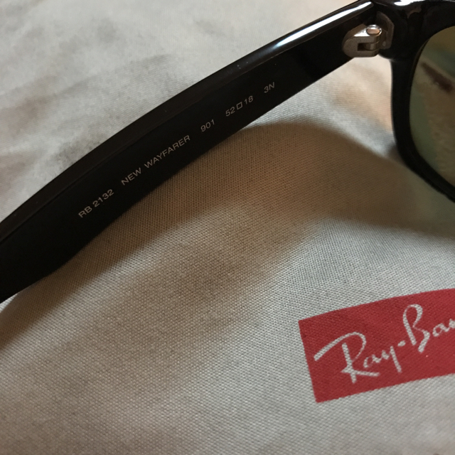 Ray-Ban(レイバン)のRay-banサングラス レディースのファッション小物(サングラス/メガネ)の商品写真