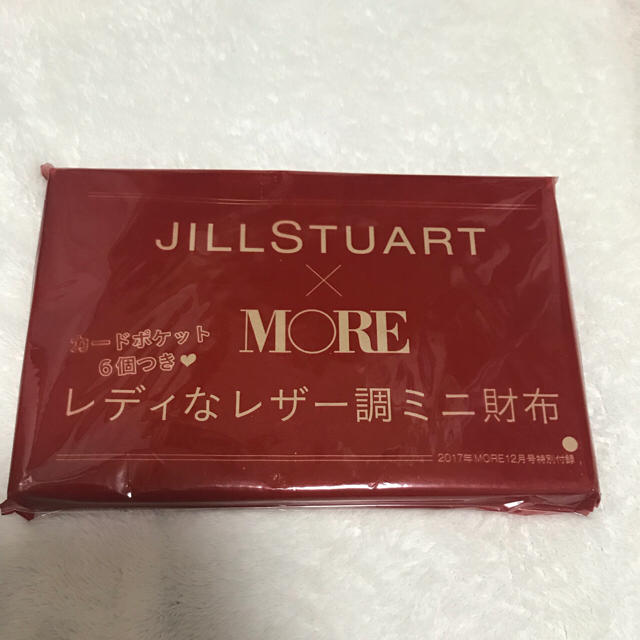 JILLSTUART(ジルスチュアート)のMORE モア 2017年 12月号雑誌 付録 ジルスチュアートレザー調ミニ財布 レディースのファッション小物(財布)の商品写真