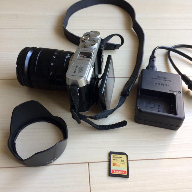 富士フイルム(フジフイルム)のFujifilm ミラーレス X-M1 スマホ/家電/カメラのカメラ(ミラーレス一眼)の商品写真