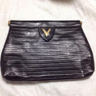 ヴァレンティノ(VALENTINO)のバレンティノ クラッチバッグ(クラッチバッグ)