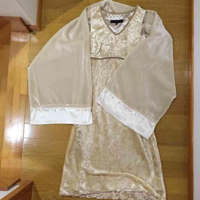 4℃(ヨンドシー)のLily様専用4℃ パーティードレス ストール付き レディースのフォーマル/ドレス(ミディアムドレス)の商品写真